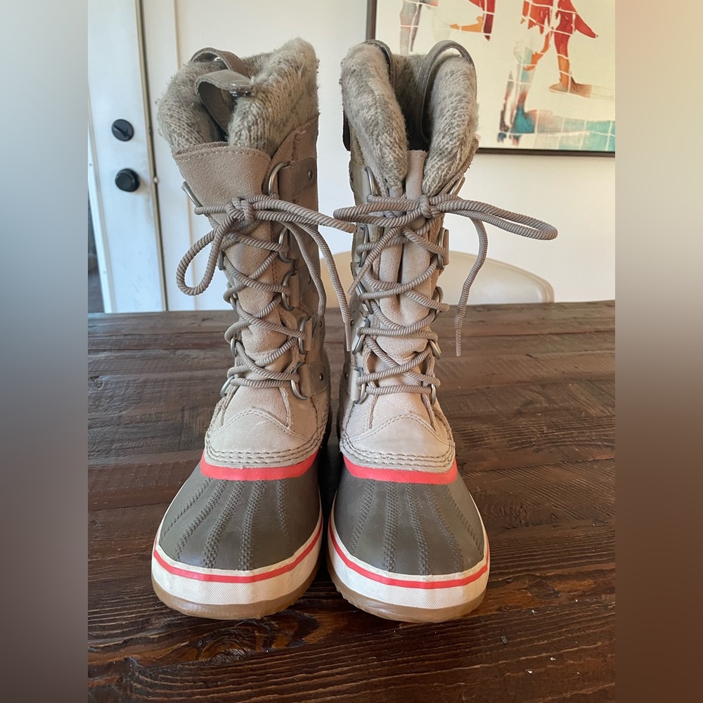 Sore Joan of Arctic Boot